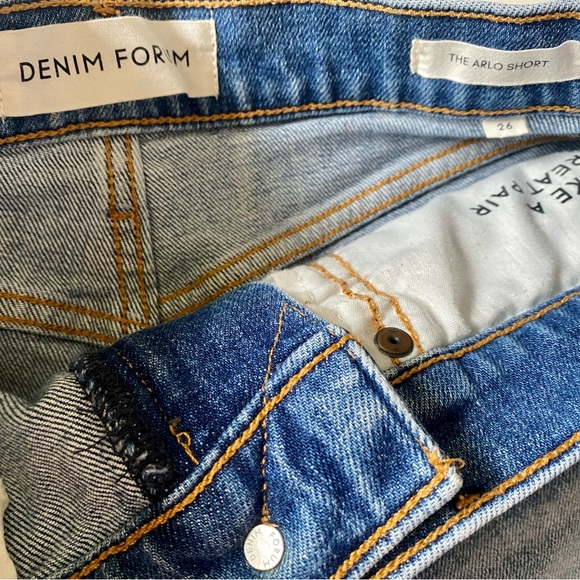 Denim Forum - The Arlo Short - Picture 8 of 16